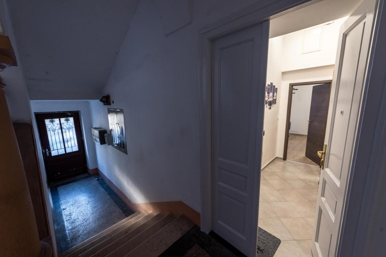 Apartman Cezar Lägenhet Rijeka Exteriör bild