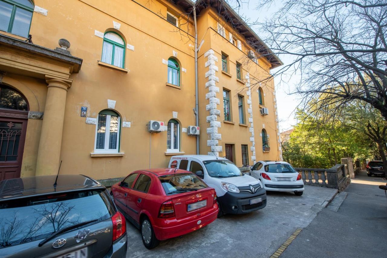 Apartman Cezar Lägenhet Rijeka Exteriör bild
