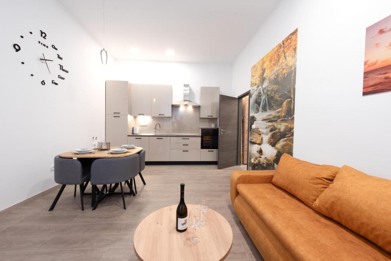Apartman Cezar Lägenhet Rijeka Exteriör bild